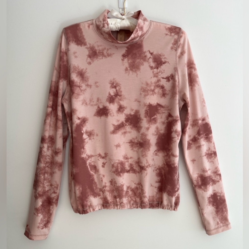 INDYEVA Baris Long Sleeve Mock Neck Elastic Bottom Pullover Top Outdoors Casual